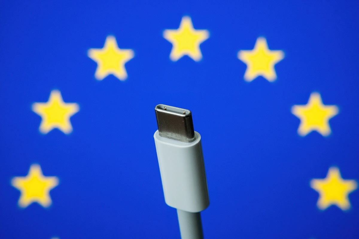 Jednotná nabíječka bude dle EU USB-C.